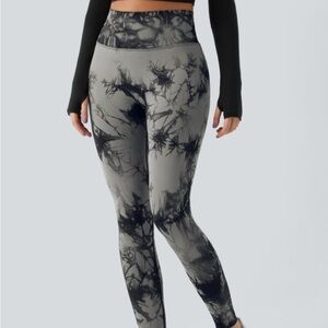 Halara seamless high waisted tie dye legging